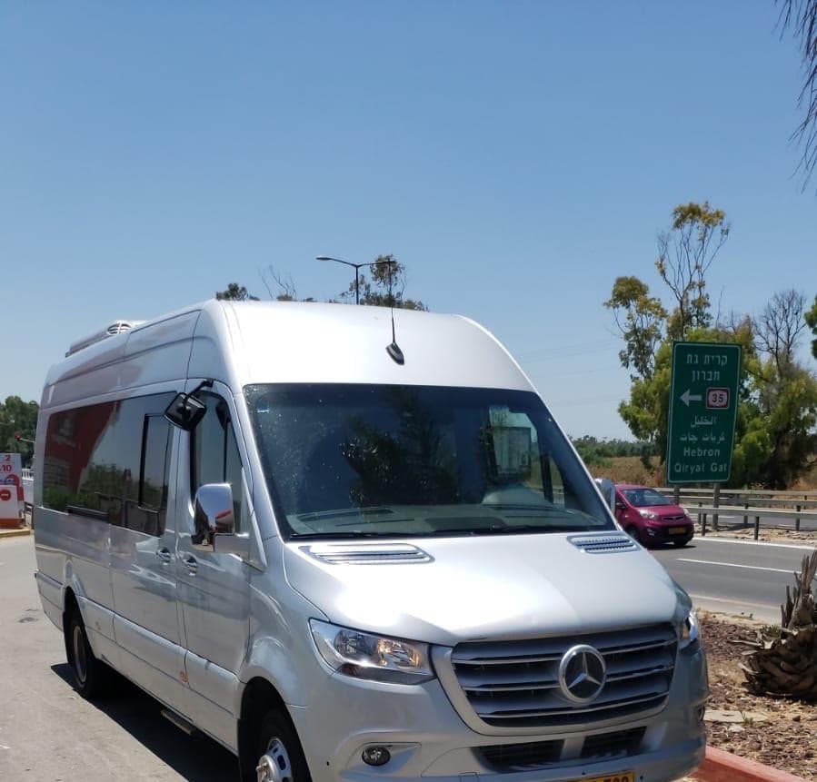 רכב מצי מוניות לב הארץ